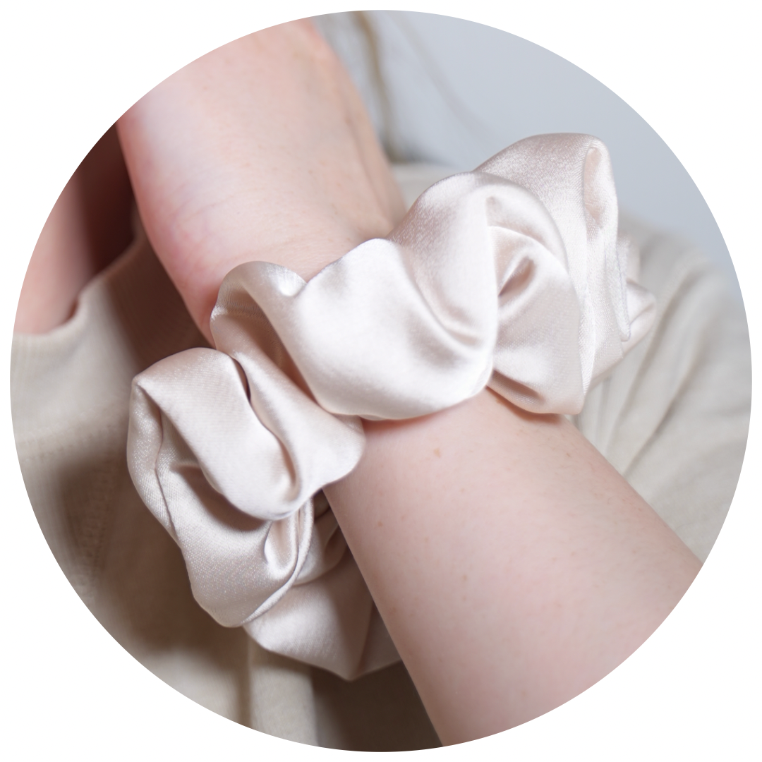 Personalised silk scrunchie - Just Violeta
