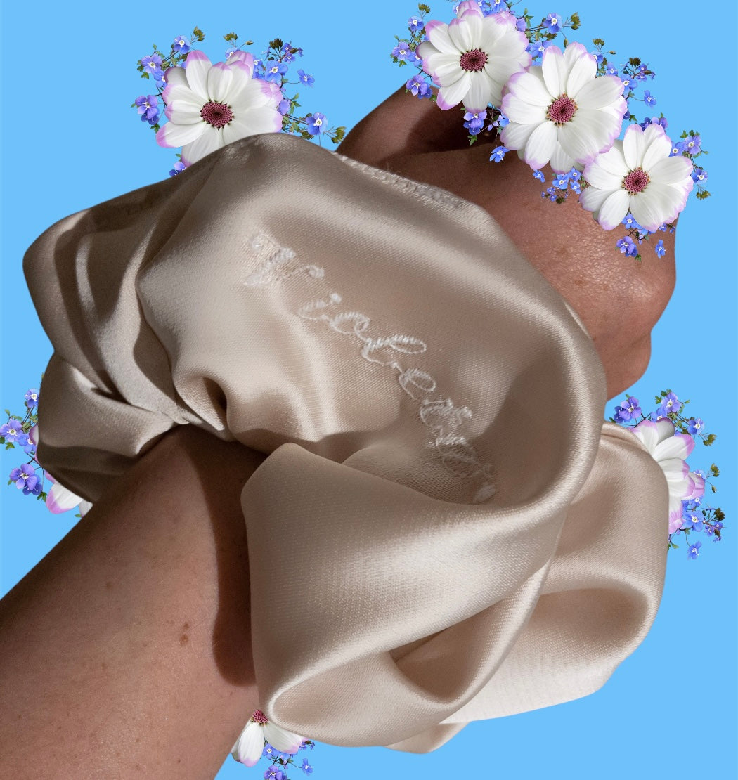 Personalised silk scrunchie - Just Violeta